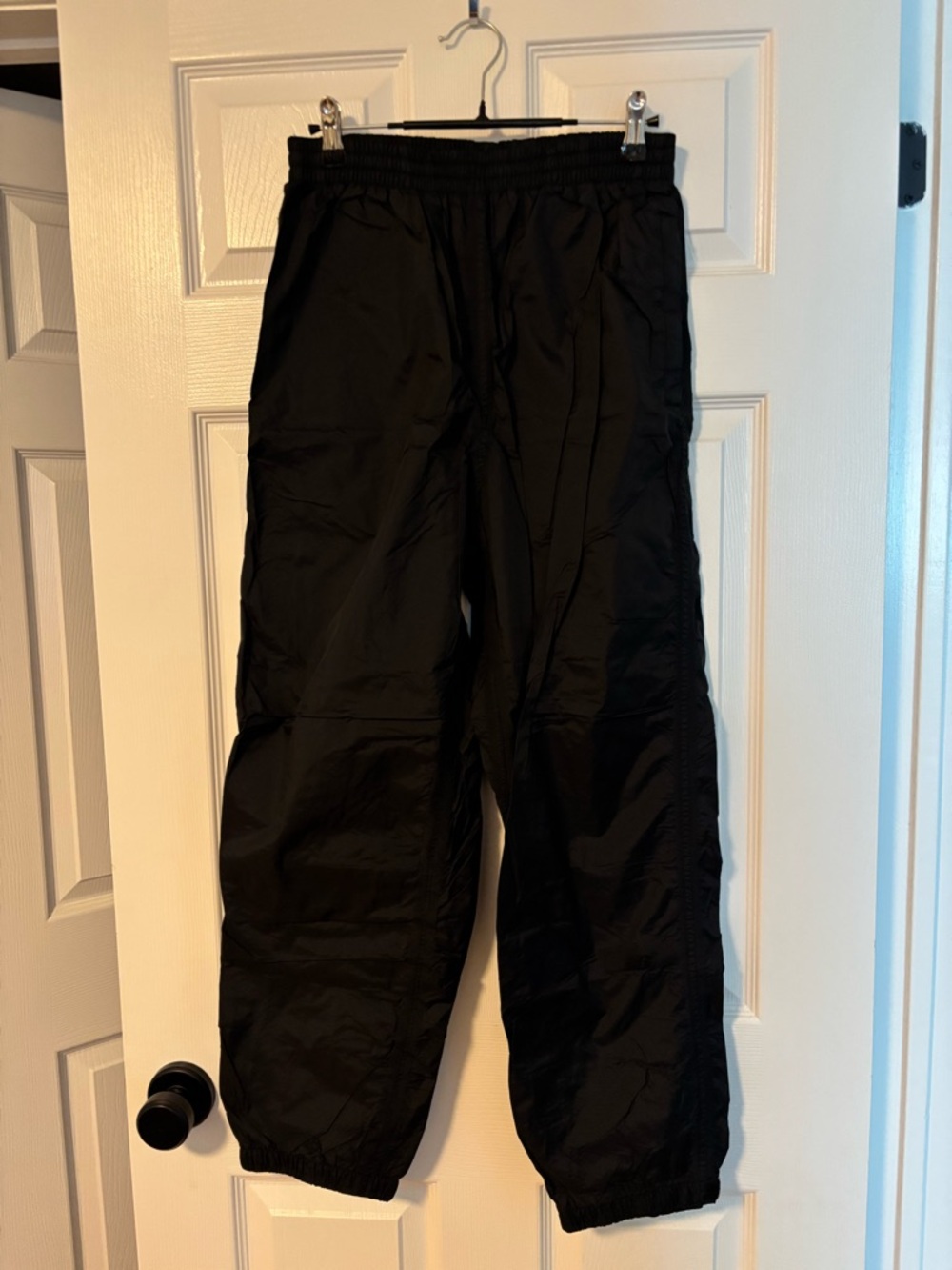 New Balance Black Elastic-Waist Windbreaker Pants